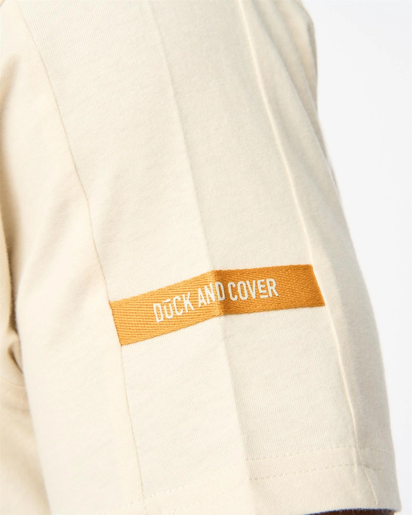 Adamsberg T-Shirt Off White - Image 7