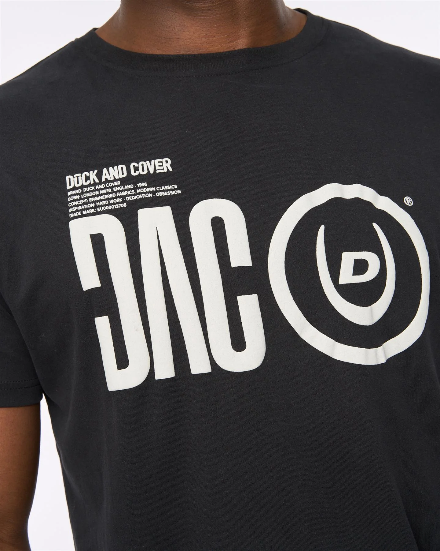 Dacstee T-Shirt Black - Image 6