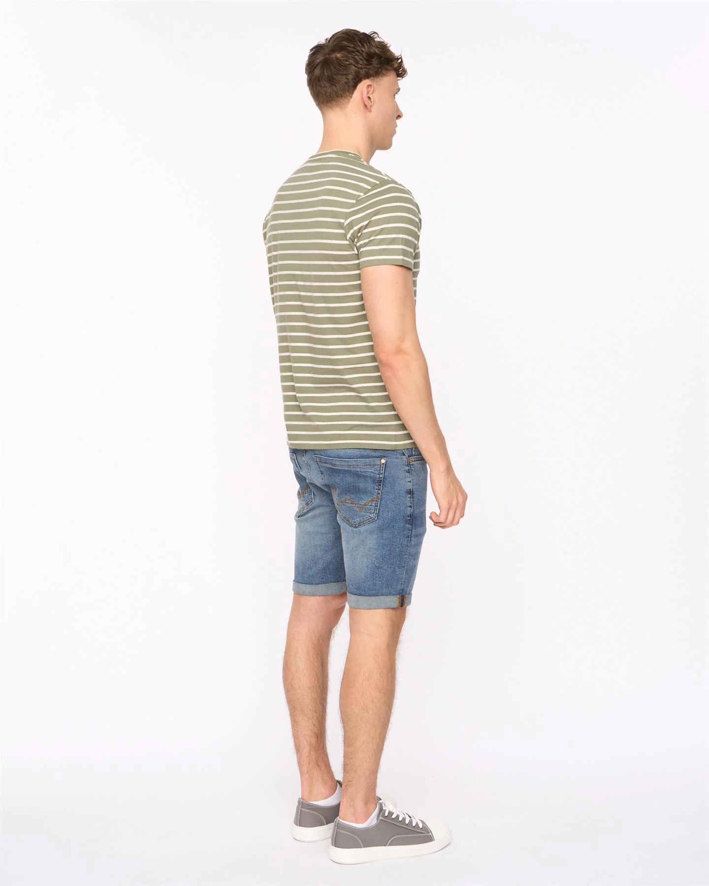 Danversity T-Shirt Olive - Image 4