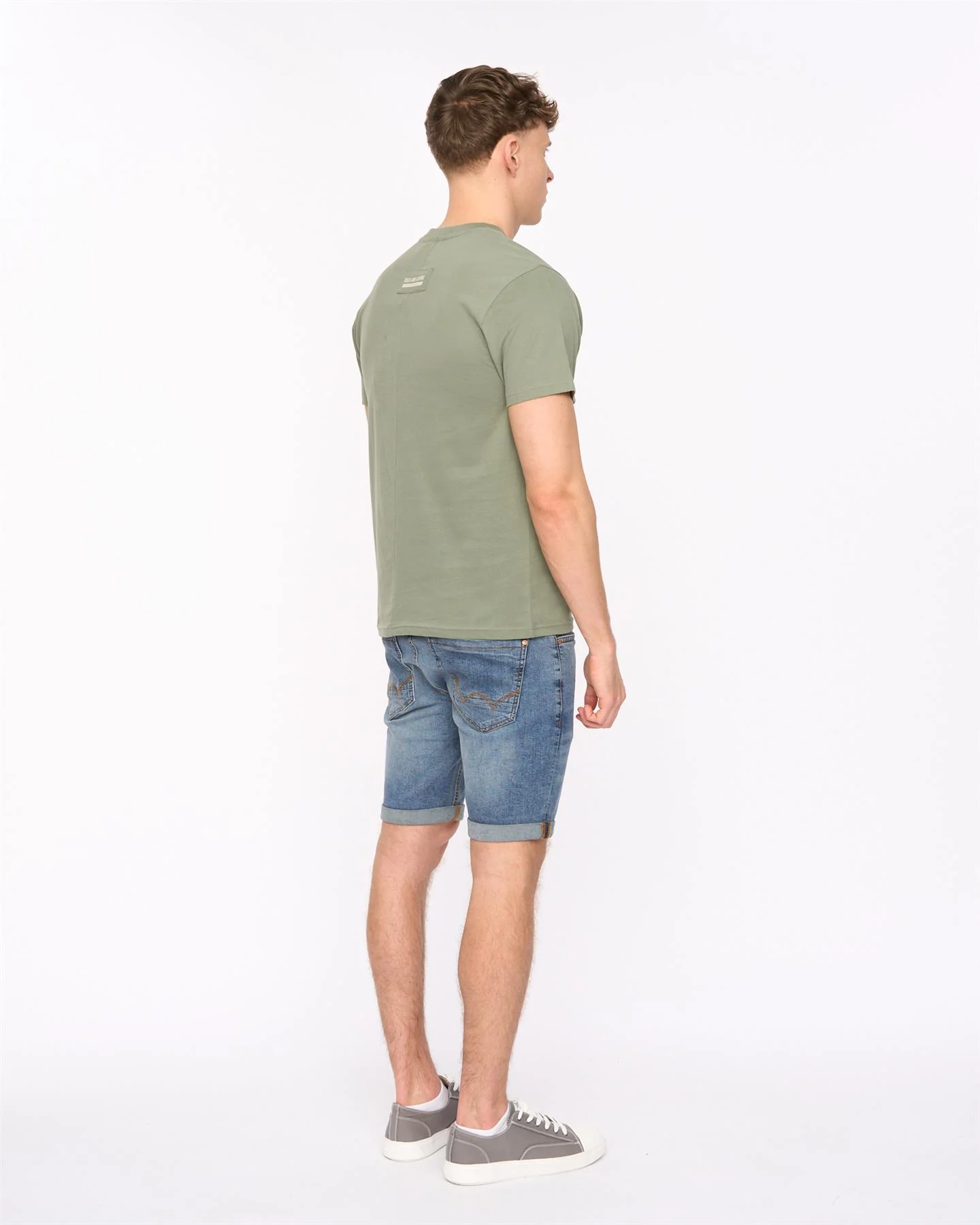 Lynnfold T-Shirt Olive - Image 4