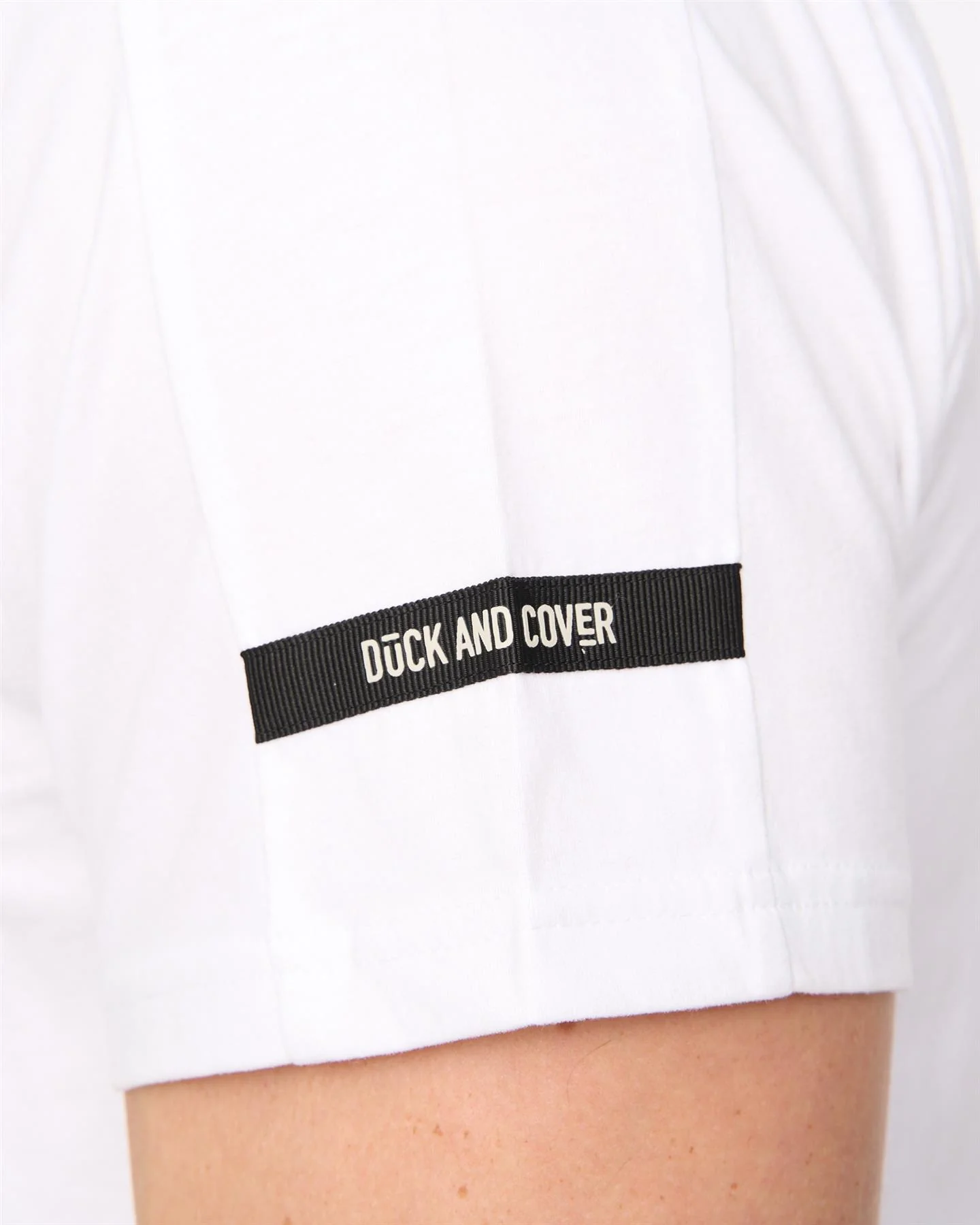 Walpole T-Shirt White - Image 7